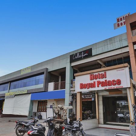 Hotel O Royal Ahmadábád Kültér fotó